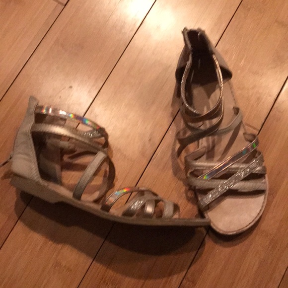 Sandals - Picture 2 of 5